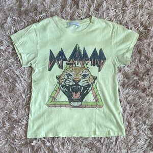 Yellow Daydreamer Def Leopard Tee